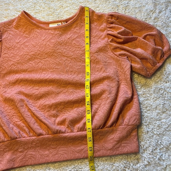 NWT S.O. Puff Sleeve w/ Cutout Back Blouse - Picture 3 of 7